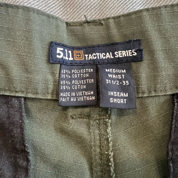 5.11 Tactical Series Army Green Cargo Pants Medium Waist Adjustable (31.5-35) - Picture 2 of 8